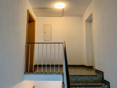 NEU zur Vermietung in Bochum Wiemelhausen - Hausflur - Reuter Immobilien – Immobilienmakler