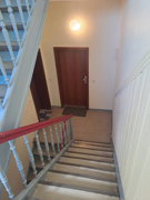 NEU zum Verkauf in Bochum Zentrum - Treppenhaus - Reuter Immobilien – Immobilienmakler (2)