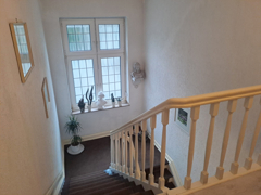 NEU zur Vermietung in Herne Wanne-Eickel - Treppenhaus - Reuter Immobilien – Immobilienmakler