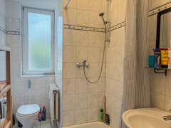 NEU zur Vermietung in Bochum Mitte - Badezimmer - Reuter Immobilien – Immobilienmakler