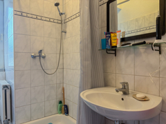 NEU zur Vermietung in Bochum Mitte - Badezimmer - Reuter Immobilien – Immobilienmakler (2)