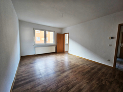NEU zur Vermietung in Herne-Wanne-Eickel-Bickern - Wohnzimmer - Reuter Immobilien – Immobilienmakler.jpg (2)
