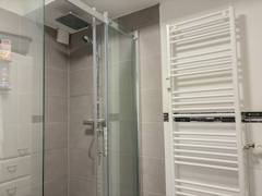 NEU zum Verkauf in Bochum Linden - Eigentumswohnung - Badezimmer - Reuter Immobilien – Immobilienmakler