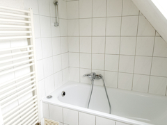 NEU zur Vermietung in Bochum Stiepel  - Badezimmer - Reuter Immobilien - Immobilienmakler