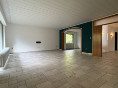 NEU zum Verkauf in Bochum Stiepel - Einfamilienhaus - Wohnzimmer - Reuter Immobilien – Immobilienmakler