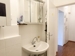 NEU zur Vermietung in Bochum Innenstadt-Süd - Badezimmer - Reuter Immobilien – Immobilienmakler (2)