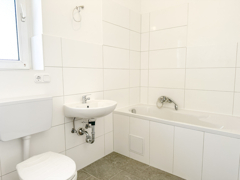 NEU zur Vermietung in Bochum Linden - Badezimmer - Reuter Immobilien – Immobilienmakler