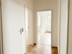 NEU zur Vermietung in Bochum Gerthe - Diele - Reuter Immobilien -  Immobilienmakler