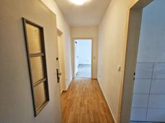 NEU zur Vermietung in Herne Holsterhausen - Diele - Reuter Immobilien – Immobilienmakler (2)