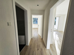 NEU zur Vermietung Bochum Innenstadt-Diele- Reuter Immobilien