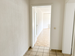 NEU zur Vermietung in Bochum Querenburg - Diele - Reuter Immobilien – Immobilienmakler