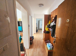 NEU zur Vermietung in Herne Holsterhausen - Diele - Reuter Immobilien – Immobilienmakler