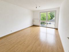 NEU zur Vermietung in Herne Holsterhausen - Wohnzimmer - Reuter Immobilien – Immobilienmakler (2)