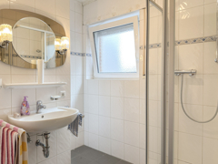 NEU zur Vermietung in Bochum Dahlhausen - Badezimmer - Reuter Immobilien – Immobilienmakler (2)