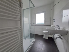 NEU zur Vermietung in Herne Wanne-Eickel - Bad - Reuter Immobilien – Immobilienmakler (2)