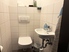 NEU zur Vermietung in Gelsenkirchen - Gewerbehalle - WC - Reuter Immobilien – Immobilienmakler