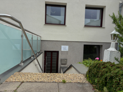 NEU zur Vermietung in Bochum Höntrop - Außenansicht - Reuter Immobilien – Immobilienmakler