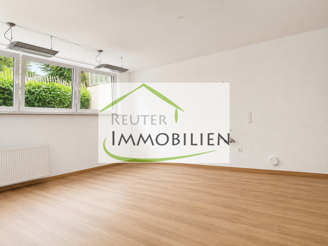 NEU zur Vermietung in Bochum Höntrop - Raum 1 - Reuter Immobilien – Immobilienmakler (3)