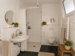NEU zur Vermietung in Bochum Linden - Badezimmer - KI-möbliert - Reuter Immobilien – Immobilienmakler (2)