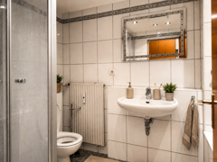 NEU zur Vermietung in Bochum Querenburg - Badezimmer - KI-Möbliert - Reuter Immobilien – Immobilienmakler