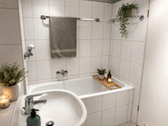NEU zur Vermietung in Bochum Querenburg - Badezimmer - KI-Möbliert - Reuter Immobilien – Immobilienmakler (2)