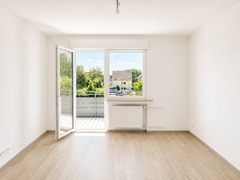 NEU zur Vermietung in Bochum Gerthe - Wohnzimmer - Reuter Immobilien -  Immobilienmakler