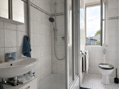 NEU zur Vermietung in Bochum Mitte - Badezimmer - Reuter Immobilien – Immobilienmakler