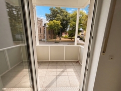 NEU zum Verkauf in Herne-Eickel  -  Eigentumswohnung - Balkon Küche- Reuter Immobilien – Immobilienmakler - KI-generiert