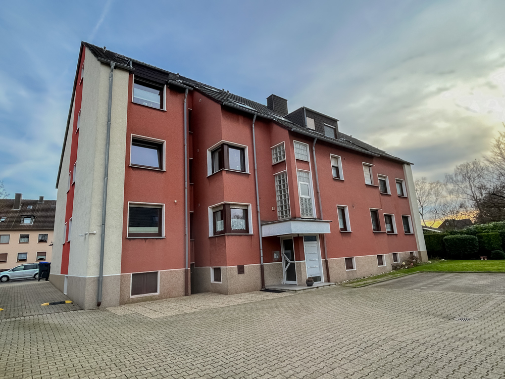 NEU zur Vermietung in Bochum - Außenansicht - Reuter Immobilien – Immobilienmakler (2)