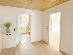 NEU zur Vermietung in Bochum Ober-Dahlhausen - Diele - Reuter Immobilien - Immobilienmakler