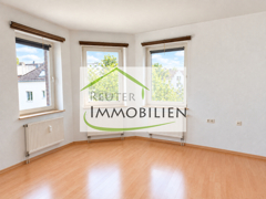 NEU zur Vermietung in Bochum Mitte - Wohnzimmer - Reuter Immobilien – Immobilienmakler