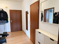 NEU zur Vermietung in Bochum Mitte - Diele - Reuter Immobilien – Immobilienmakler