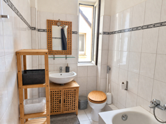 NEU zur Vermietung in Bochum Mitte - Badezimmer - Reuter Immobilien – Immobilienmakler