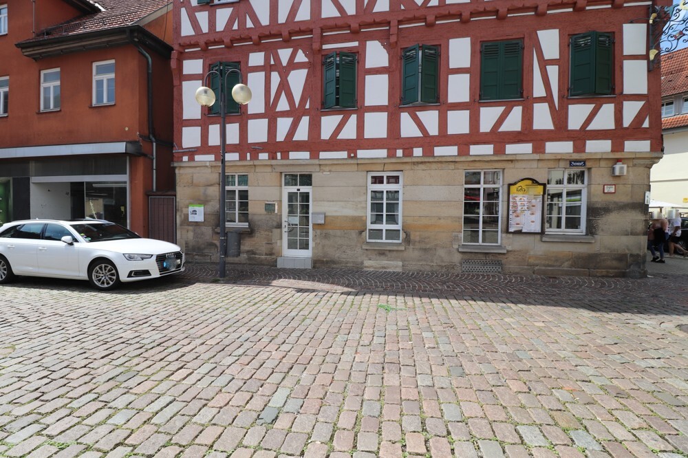 Eingang seitens des Marktplatzes