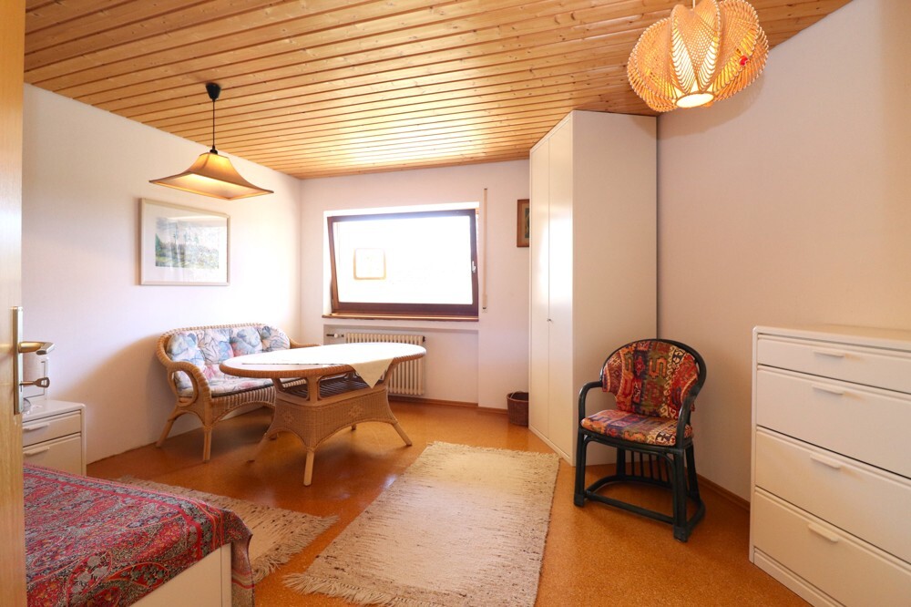 Schlafzimmer Gartengeschoss