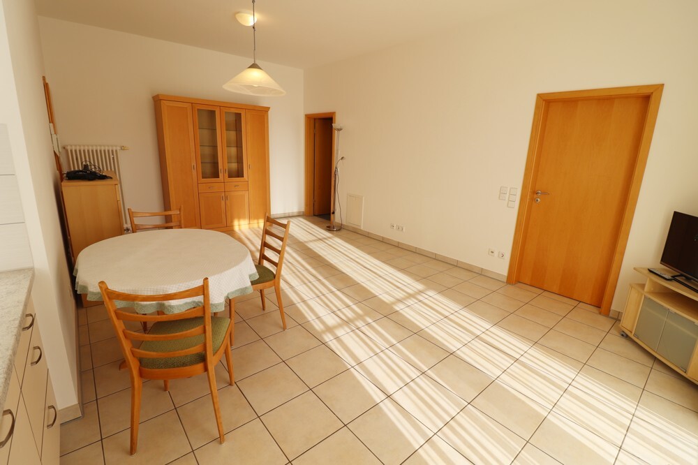 Wohn-, bzw. Esszimmer