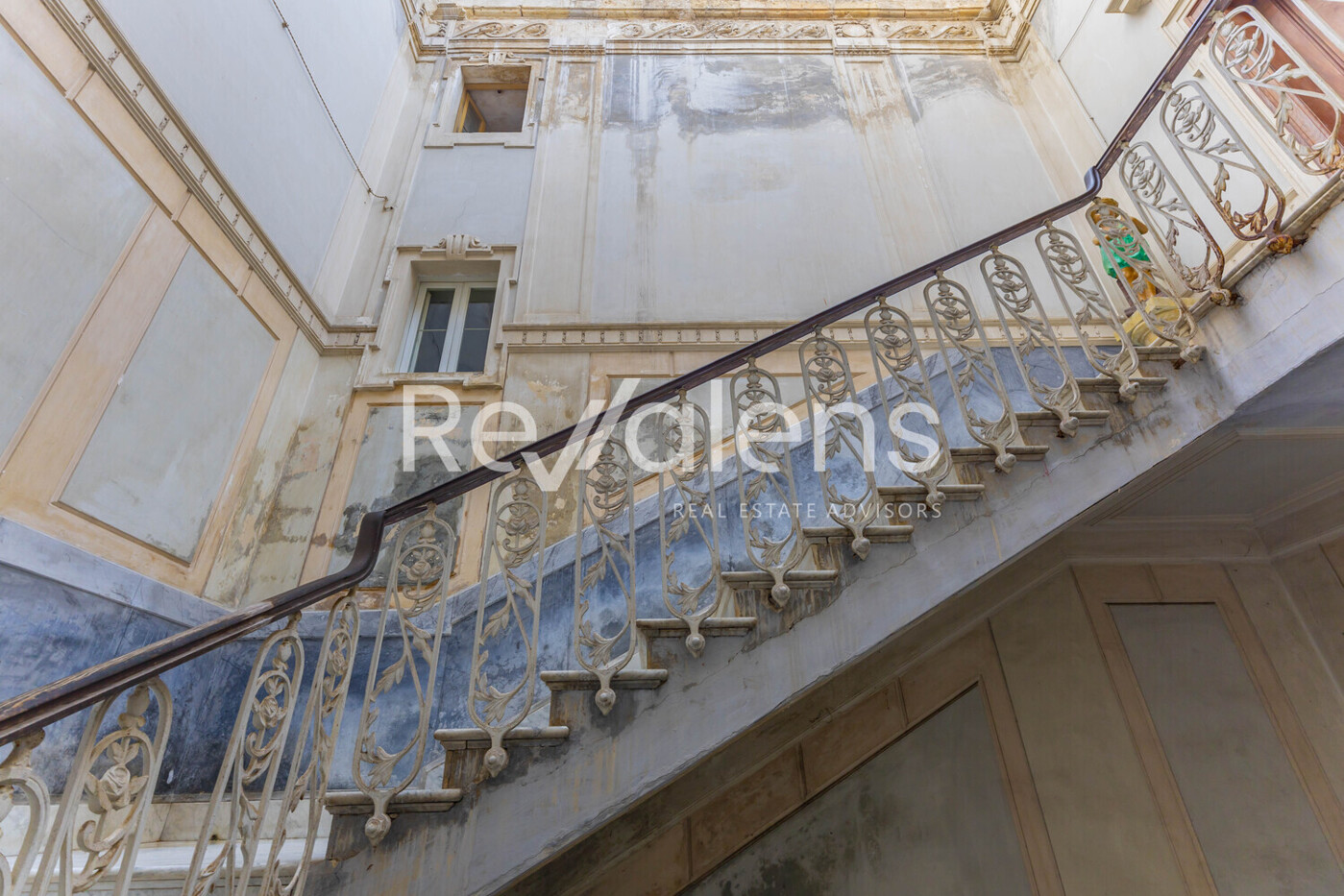 Palazzo Angiuli Adelfia (57)