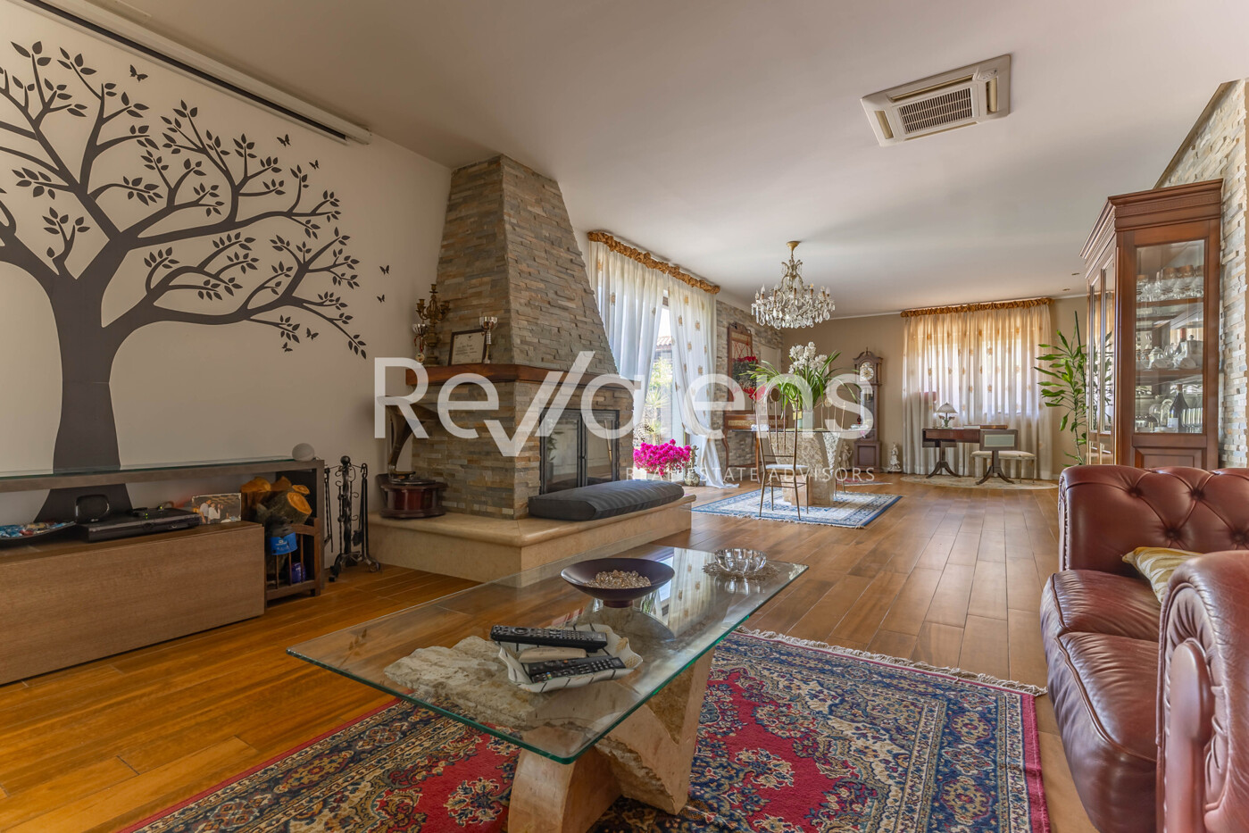 0C3A3757-HDR
