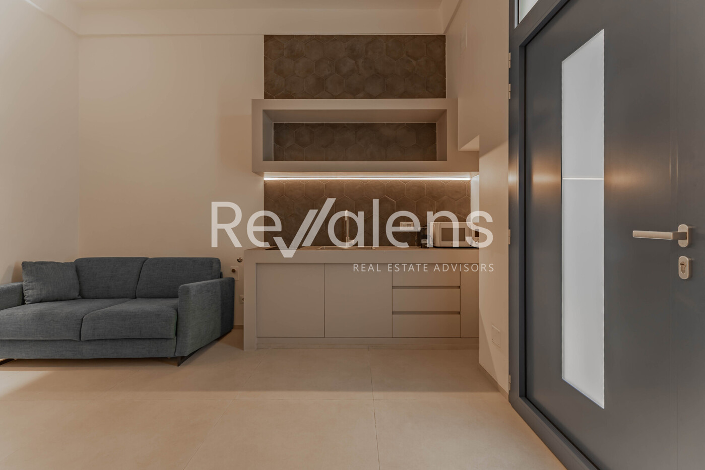 0004