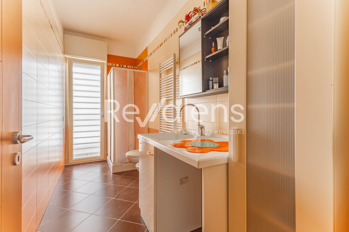 0C3A5542-HDR