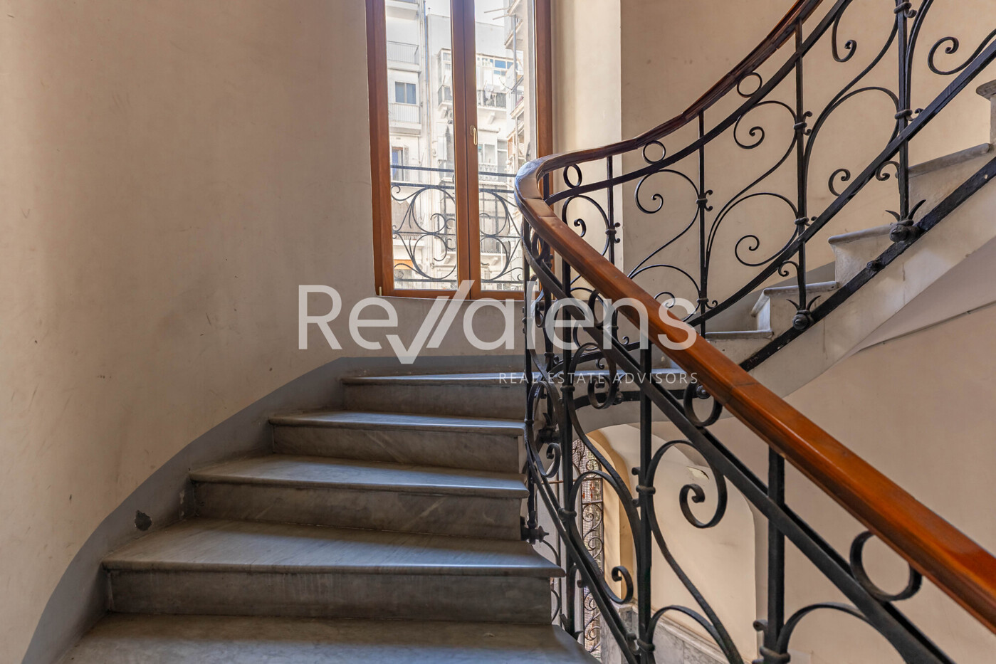0C3A5395-HDR