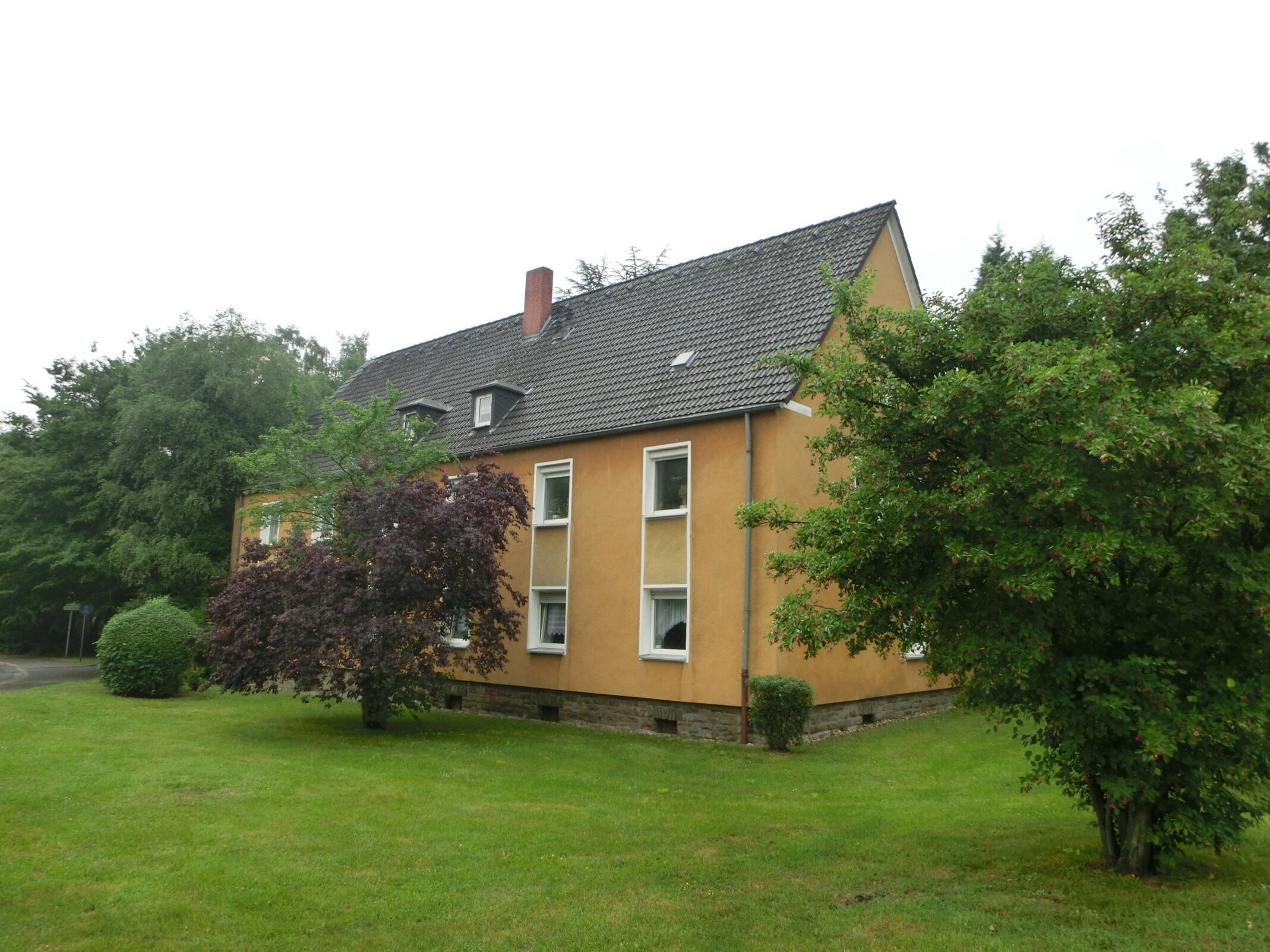 RRI+++ EG-Wohnung mit eigenem Garten und Garage +++RRI