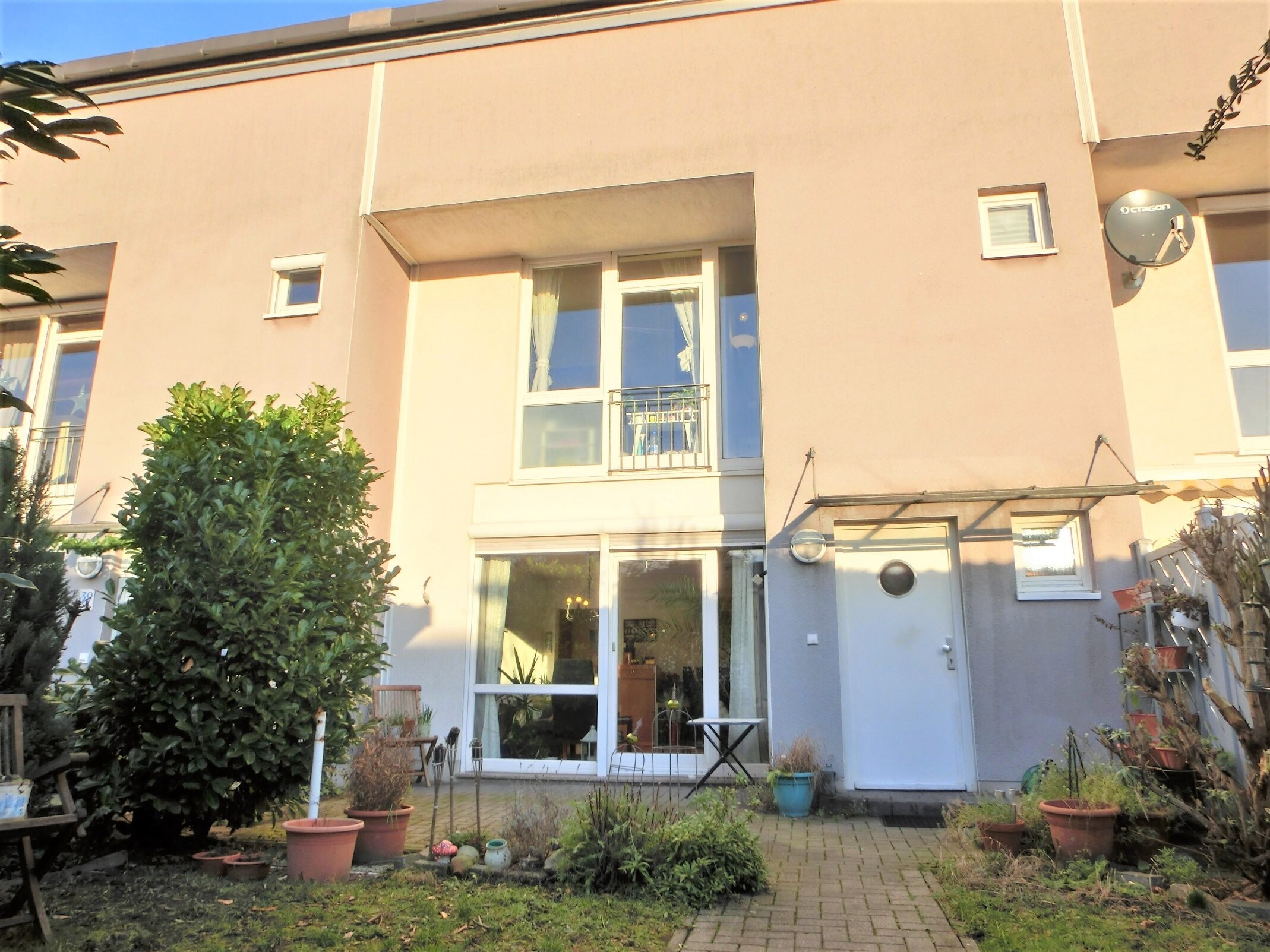 RRI +++ Reihenmittelhaus mit Blick ins Grüne +++ RRI