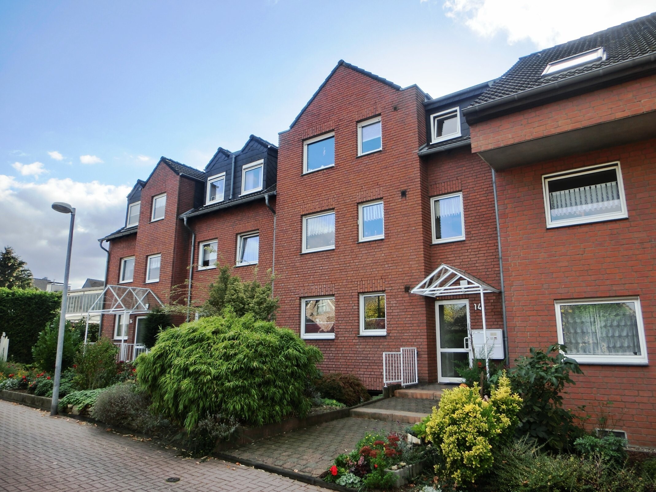 Traumaussicht + 2 Dachterrassen + 1 Garage