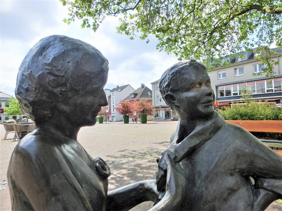 _Ansicht Johann-Breuker-Platz