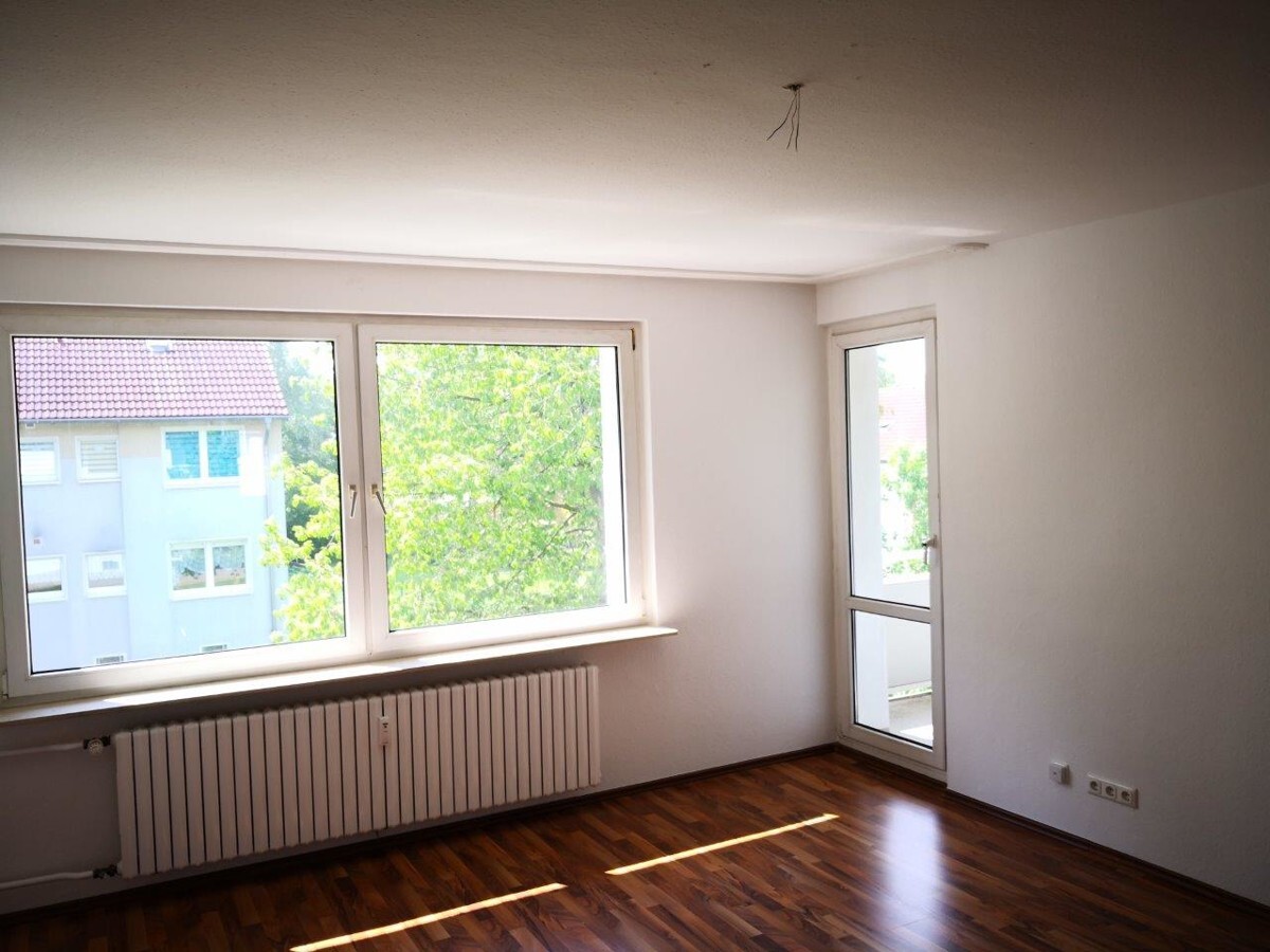 1R: Wohnzimmer
