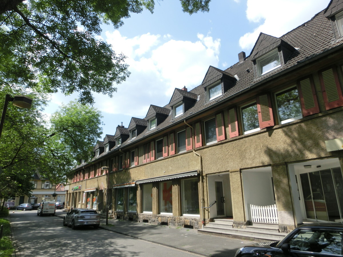 Ladenlokal mit Außenbereich
direkt am Wedauer Markt