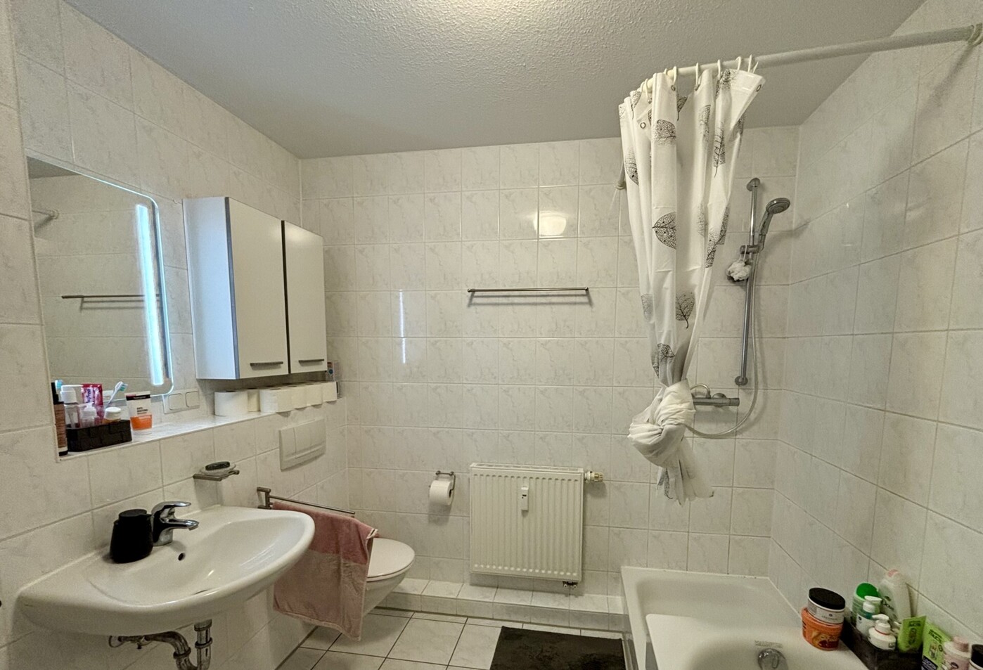 innenliegendes Badezimmer
