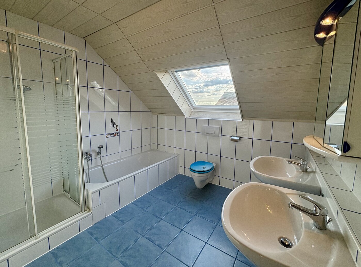 Badezimmer OG