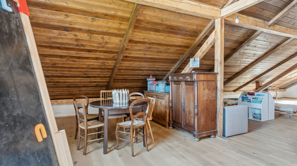 Sitz-, Spiel- und Malecke